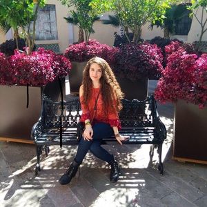 Peach and maroon flower print hollister top